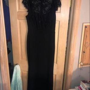 Windsor Long Black Dress